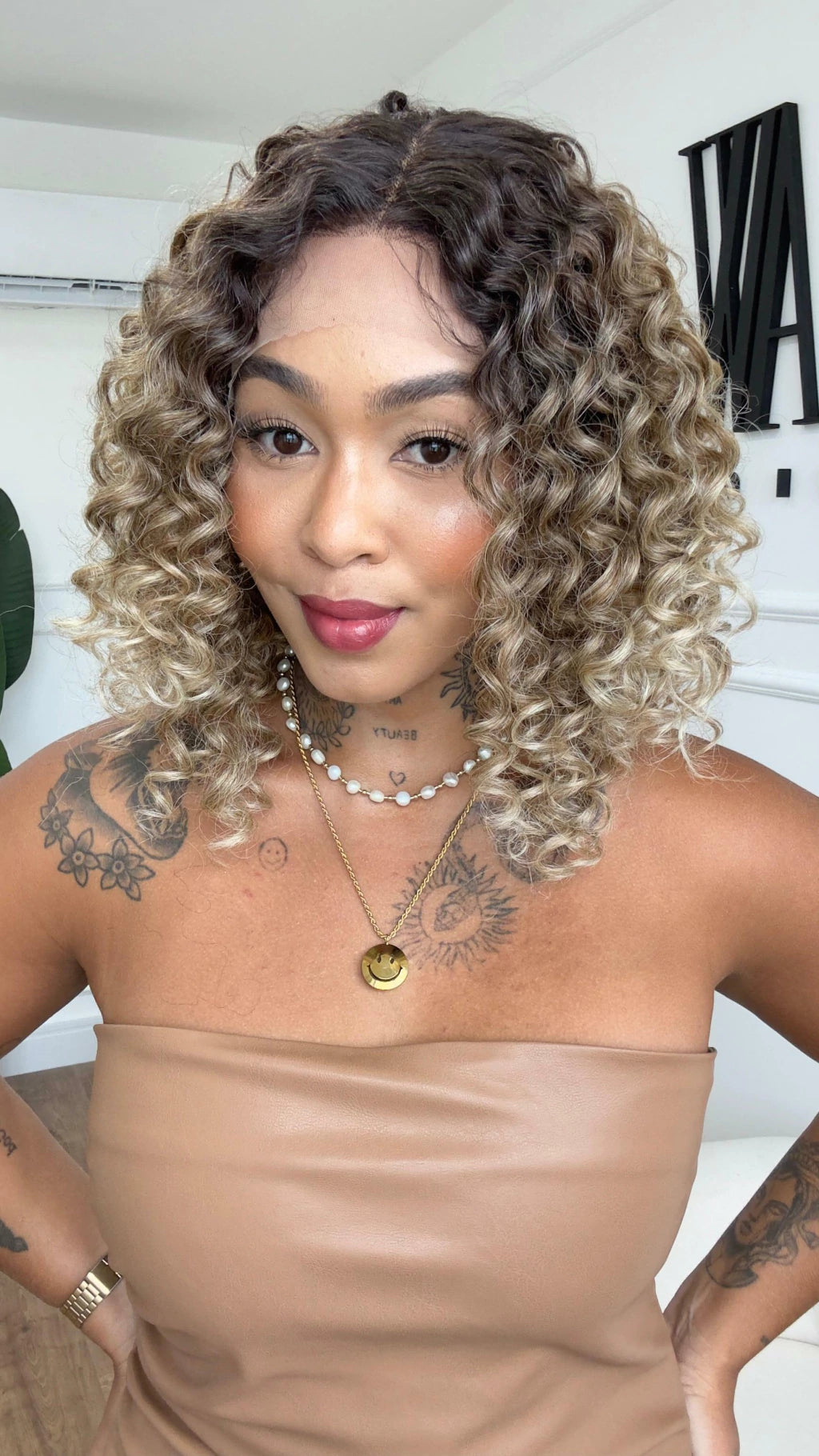 ANGIE WIG
