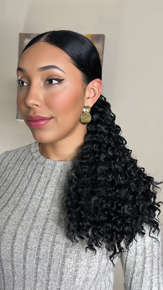 BLACK CURLY PONYTAIL