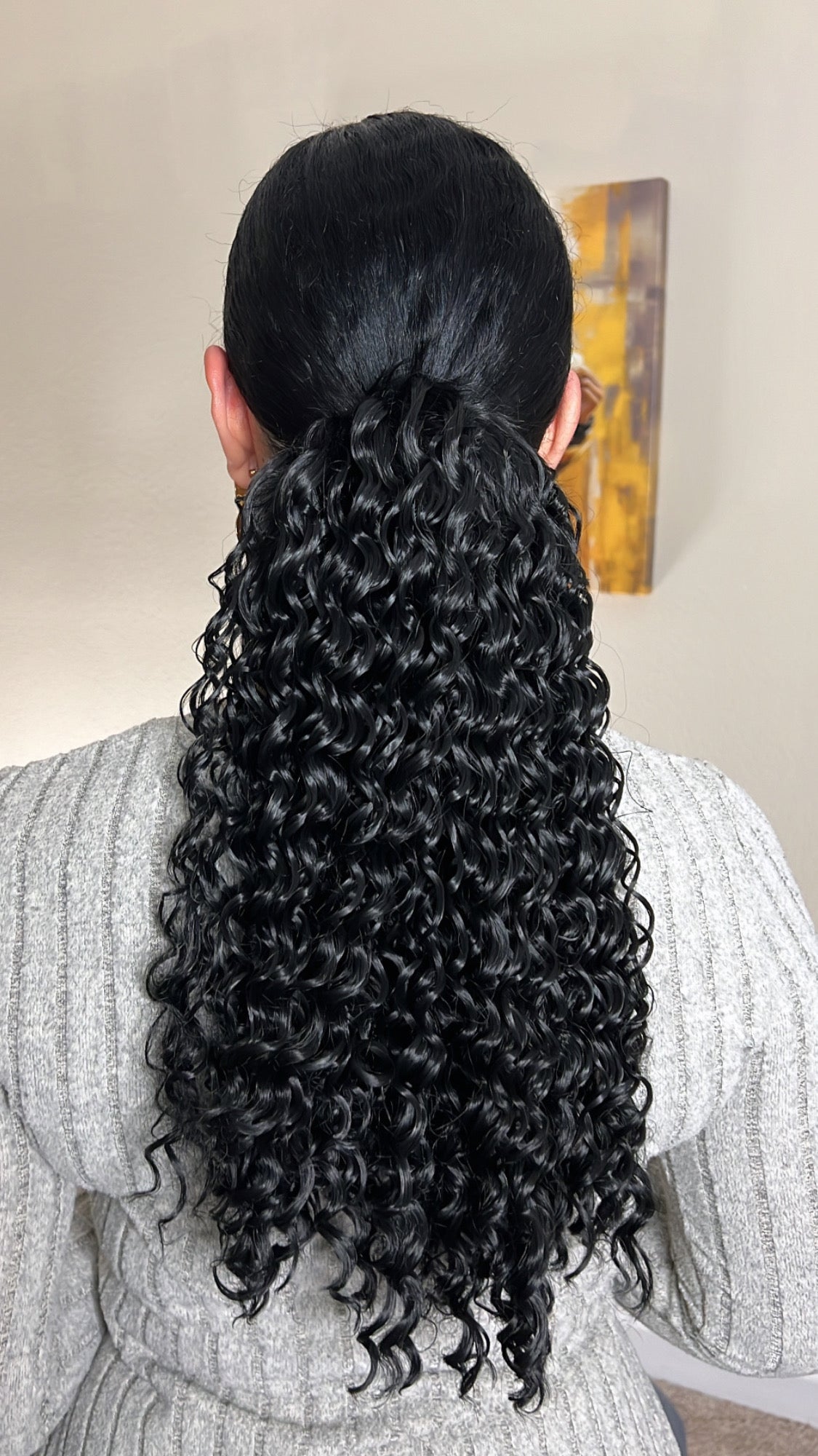 BLACK CURLY PONYTAIL